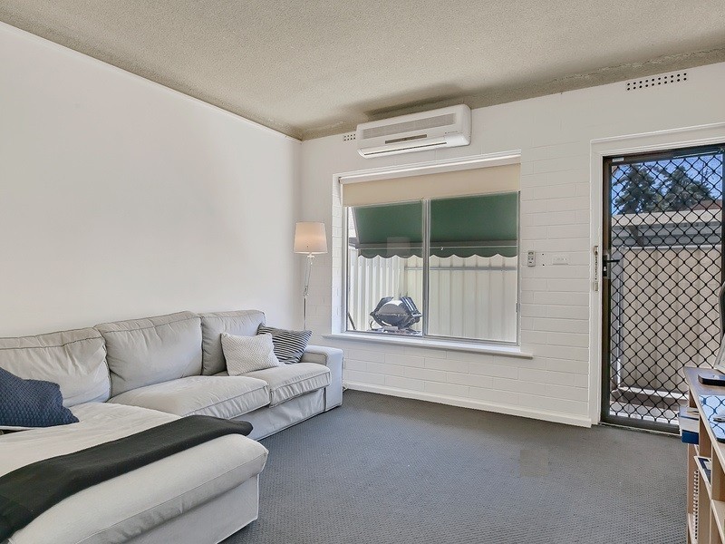 1/3 Shirley Crescent, West Beach SA 5024