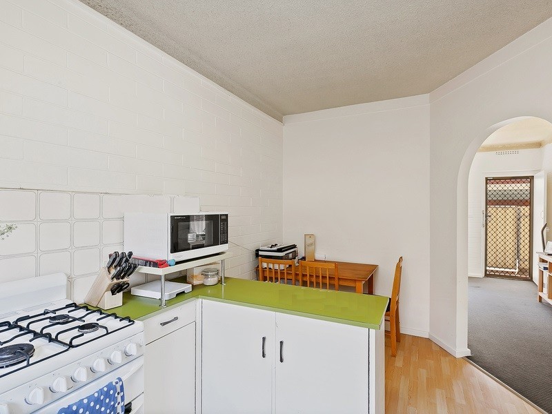 1/3 Shirley Crescent, West Beach SA 5024