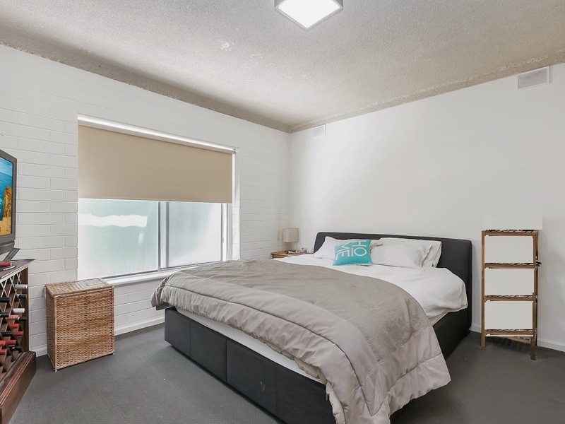 1/3 Shirley Crescent, West Beach SA 5024