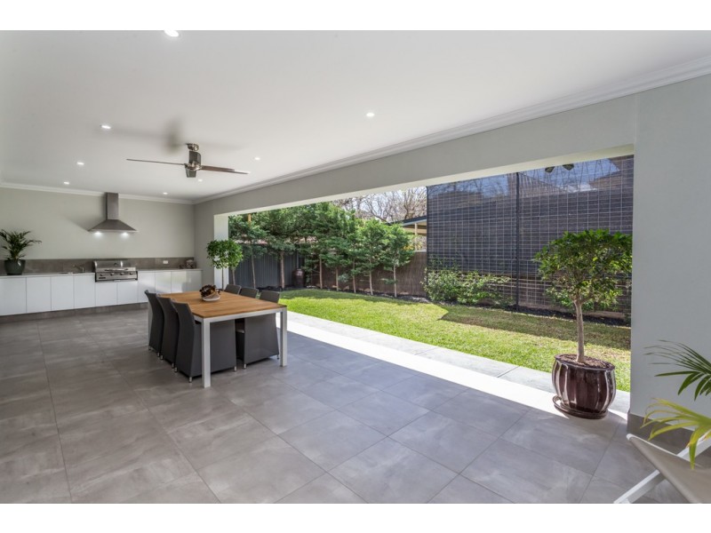 1 Egmont Terrace, Erindale SA 5066