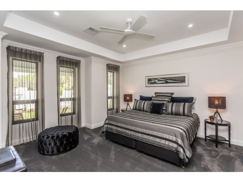 1 Egmont Terrace, Erindale SA 5066