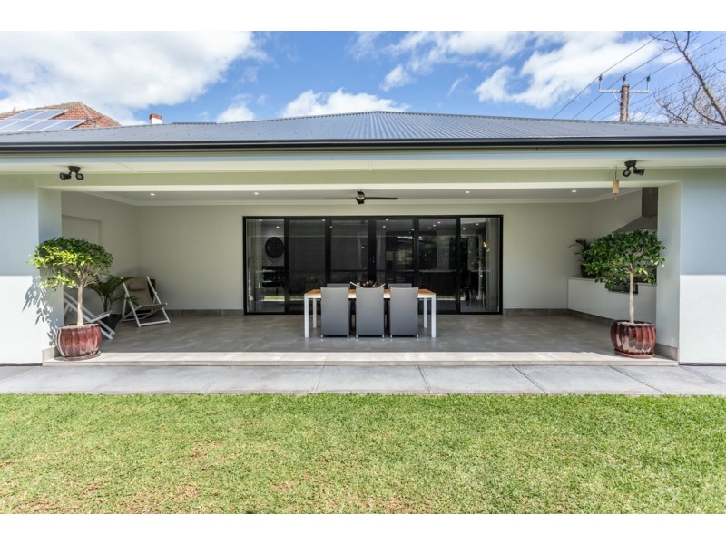 1 Egmont Terrace, Erindale SA 5066