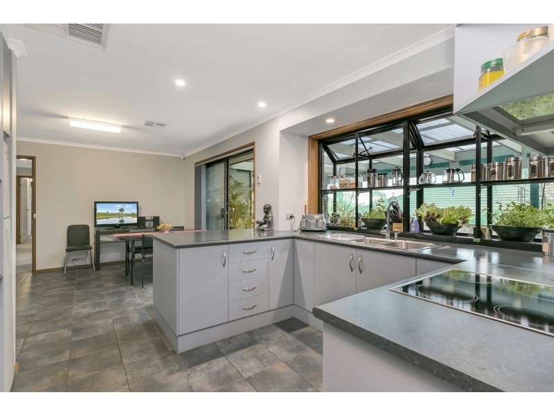 93 Target Hill Road, Salisbury Heights SA 5109