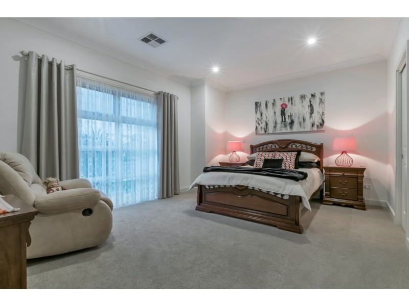 18 Crispian Street, Fulham SA 5024