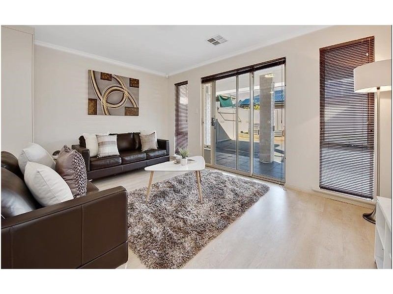 19 Dudley St, Mansfield Park SA 5012