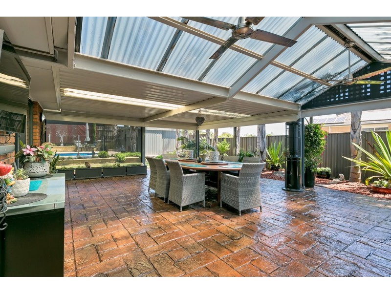 25 Trowbridge Circuit, Gulfview Heights SA 5096