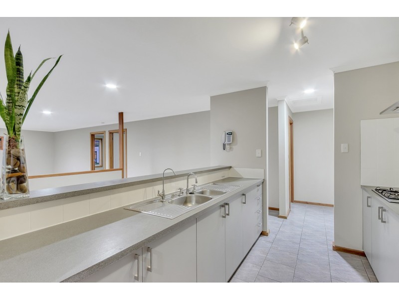 25 Thirteenth Avenue, Woodville North SA 5012