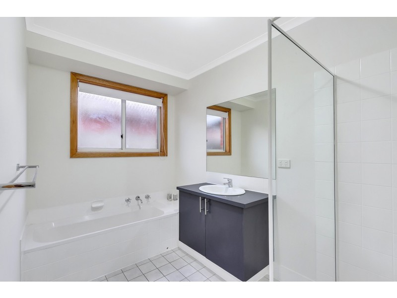 25 Thirteenth Avenue, Woodville North SA 5012