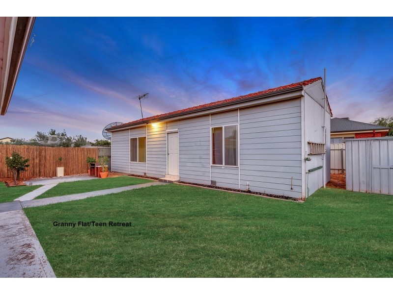 25 Thirteenth Avenue, Woodville North SA 5012