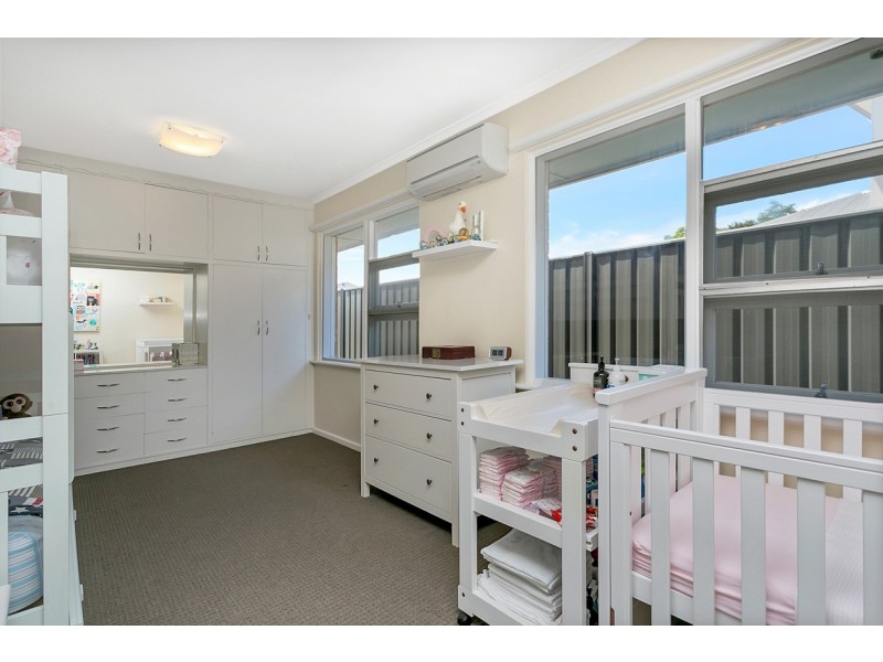 52 Riverside Drive, Fulham SA 5024