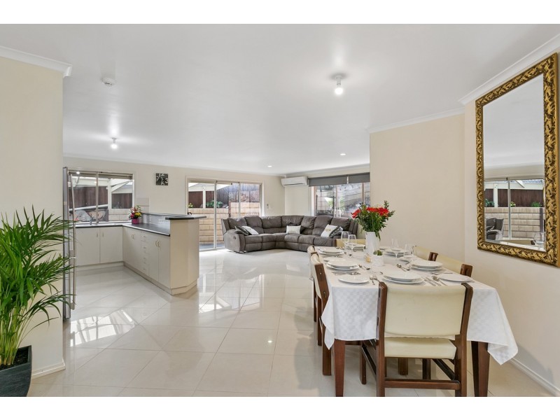 2B Romney Road, Happy Valley SA 5159