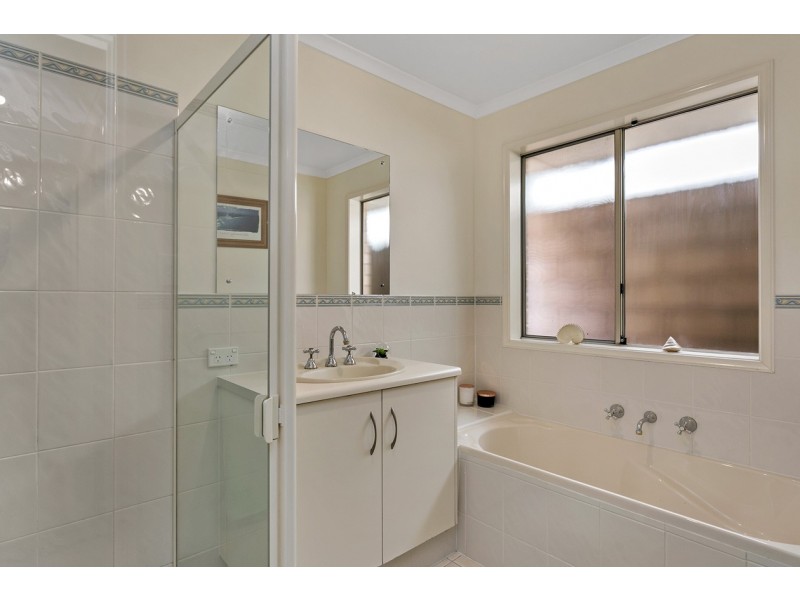 2B Romney Road, Happy Valley SA 5159