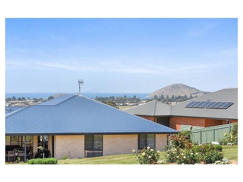 42 Wishart Crescent, Encounter Bay SA 5211