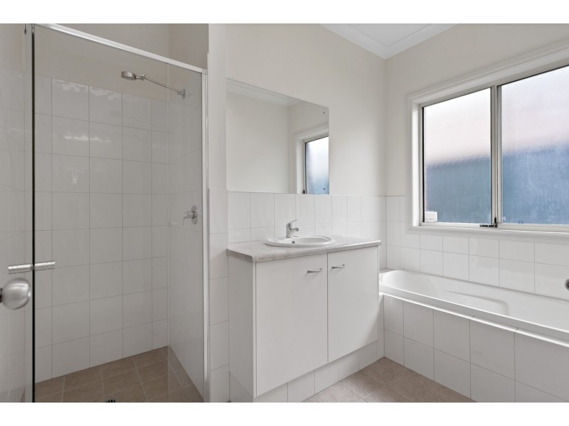 22 Brimpton Ave, Mawson Lakes SA 5095