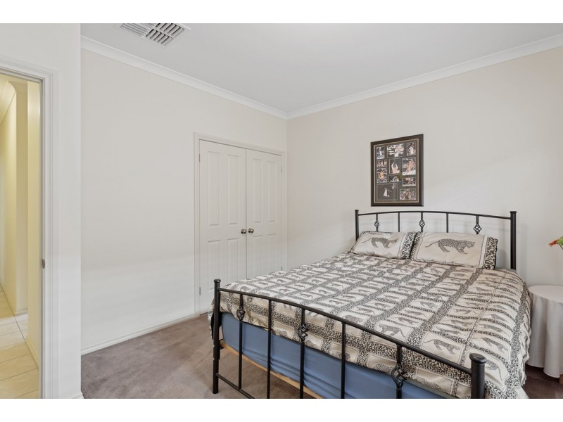 22 Brimpton Ave, Mawson Lakes SA 5095