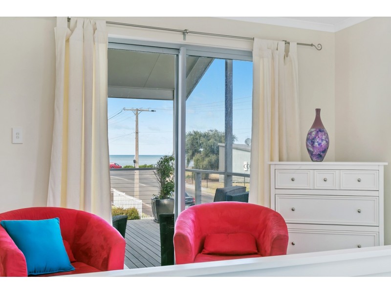 8 Inman Street, Victor Harbor SA 5211