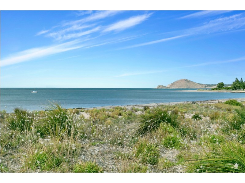 8 Inman Street, Victor Harbor SA 5211