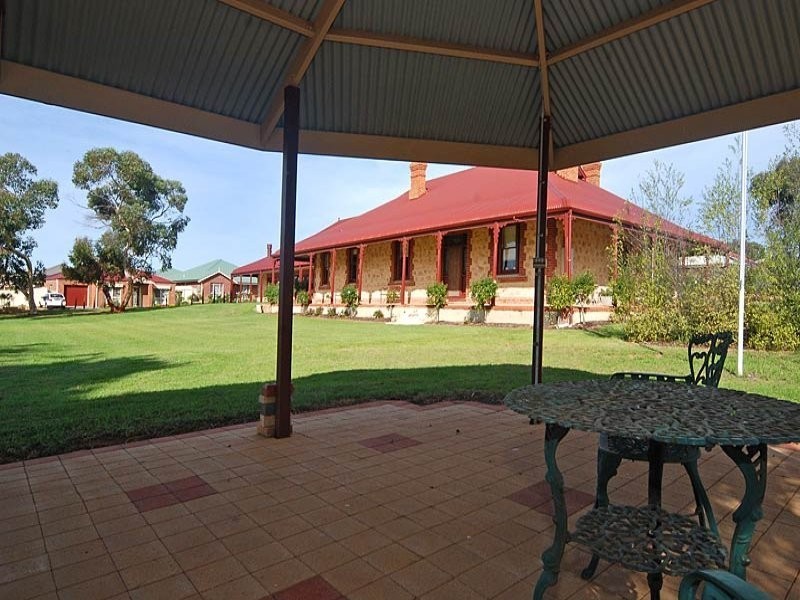 55 Long Island Road., Murray Bridge SA 5253