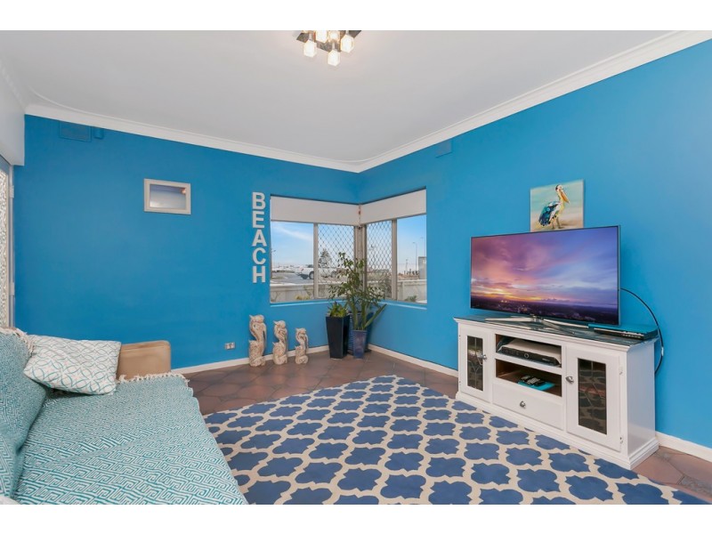 1/20 Seaview Rd, West Beach SA 5024