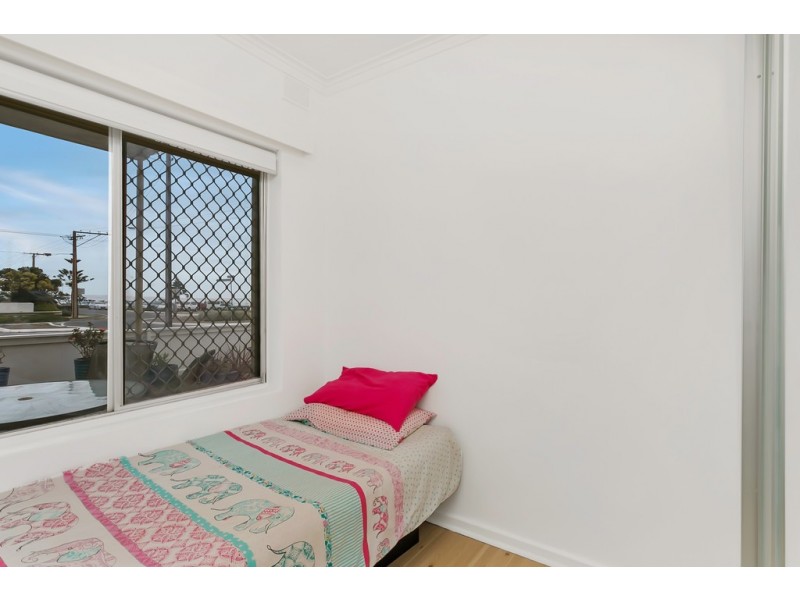 1/20 Seaview Rd, West Beach SA 5024
