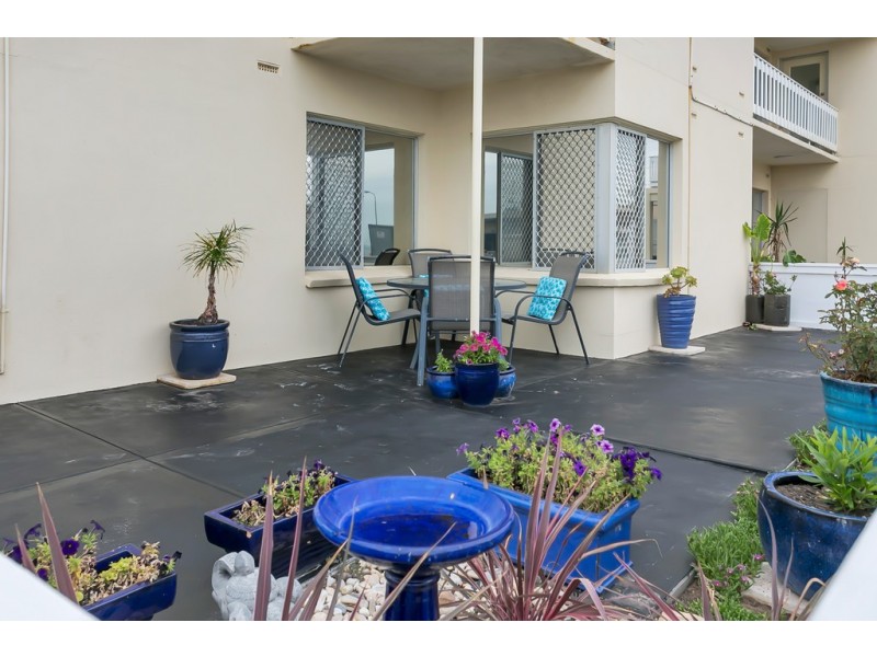1/20 Seaview Rd, West Beach SA 5024