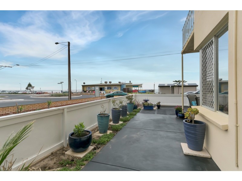 1/20 Seaview Rd, West Beach SA 5024