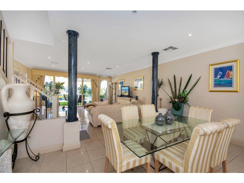 38 Liberty Avenue, North Haven SA 5018