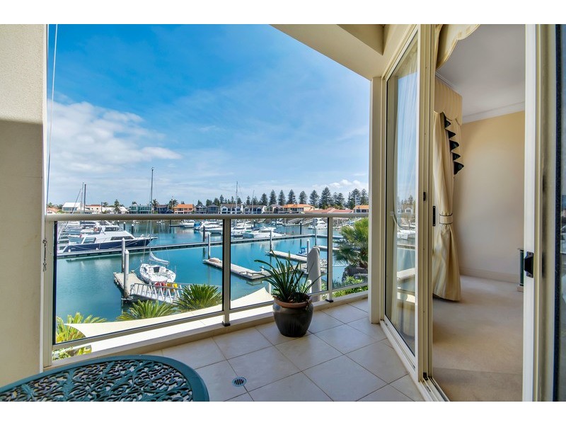 38 Liberty Avenue, North Haven SA 5018