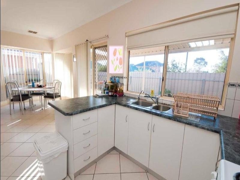 21 Lanark Avenue, Mitchell Park SA 5043