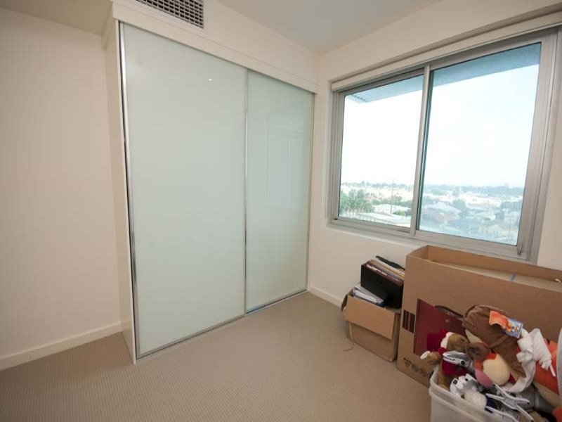 Apt 502/1 Tarni Court, New Port SA 5015