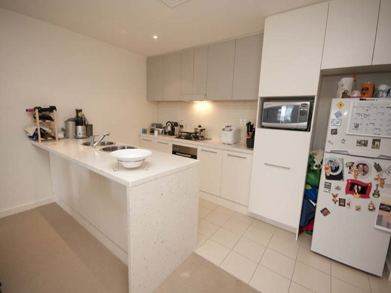 Apt 502/1 Tarni Court, New Port SA 5015