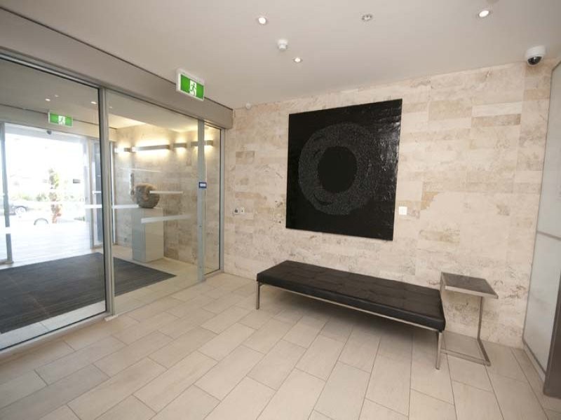 Apt 502/1 Tarni Court, New Port SA 5015