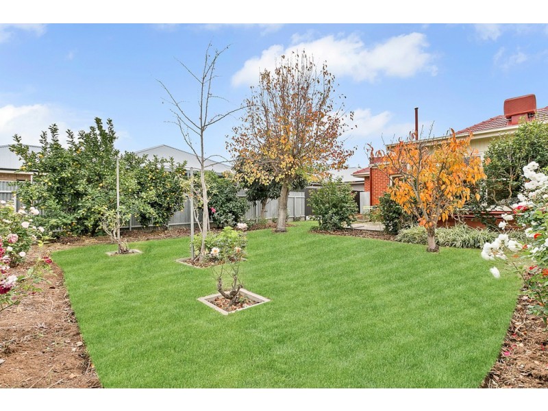 25 Shirley Avenue, Woodville West SA 5011