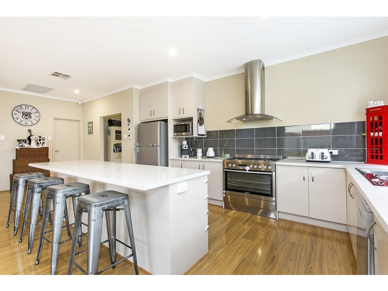 8 Edward John Parade ‘Eyre’, Penfield SA 5121