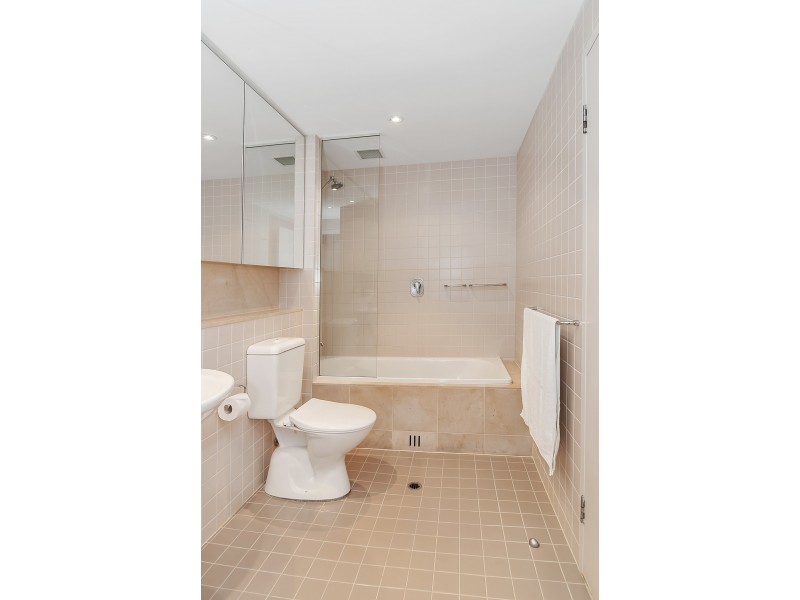 Apt 414, 16 Holdfast Promenade, Glenelg SA 5045