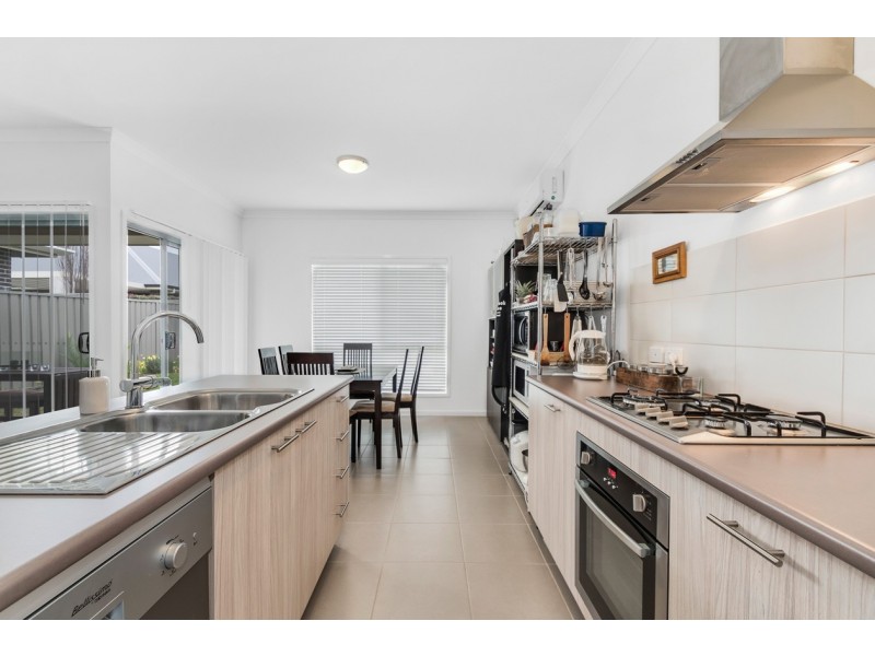 14 Stanrose Way, Evanston South SA 5116