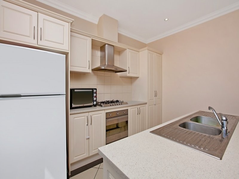 2/4 Panmure Place, Woodville North SA 5012