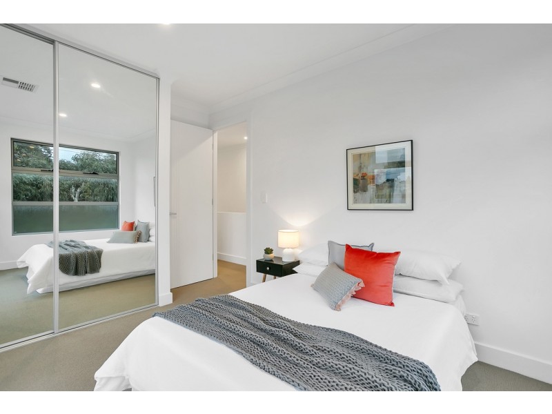 2, 25 Hollard Avenue, Grange SA 5022