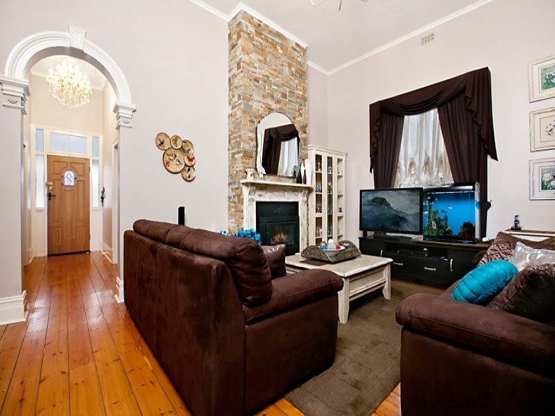 20 Hilton Street., Birkenhead SA 5015