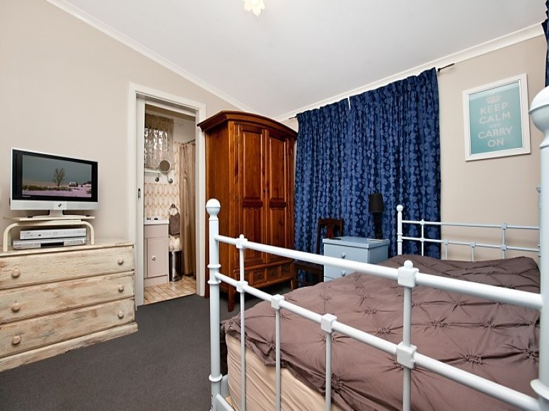 20 Hilton Street., Birkenhead SA 5015