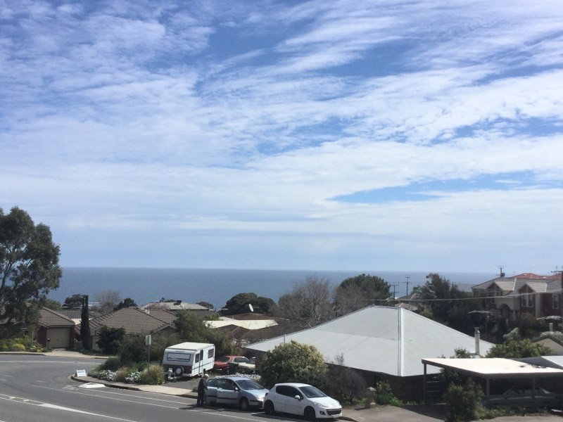 138 Perry Barr Rd, Hallett Cove SA 5158