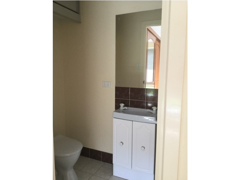 138 Perry Barr Rd, Hallett Cove SA 5158