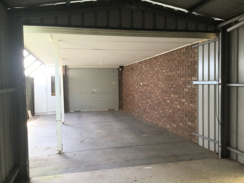 138 Perry Barr Rd, Hallett Cove SA 5158