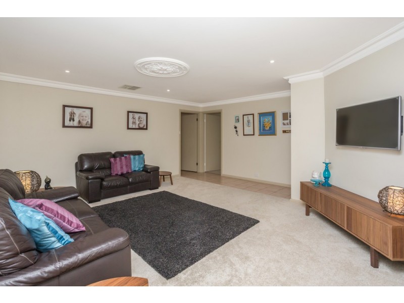 2 Cobbler Drive, Greenwith SA 5125