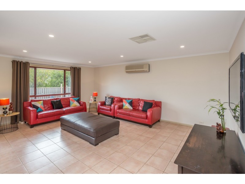 2 Cobbler Drive, Greenwith SA 5125