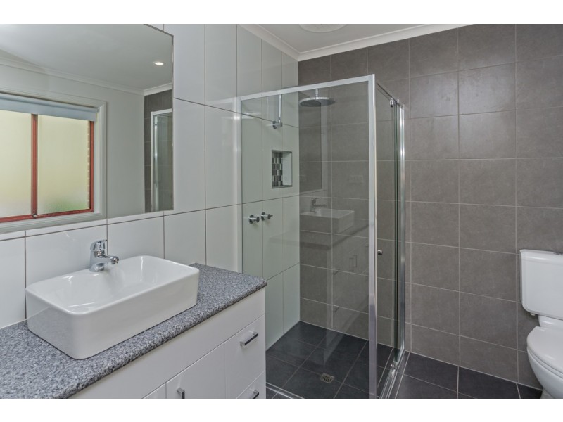 2 Cobbler Drive, Greenwith SA 5125