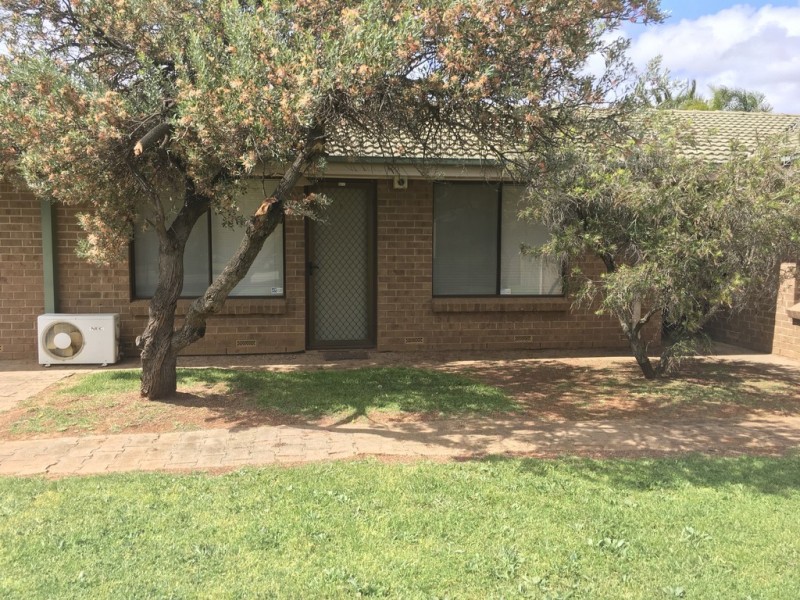 1/8 Grevillea Avenue, Dry Creek SA 5094