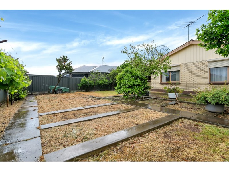 141 Trimmer Parade, Seaton SA 5023