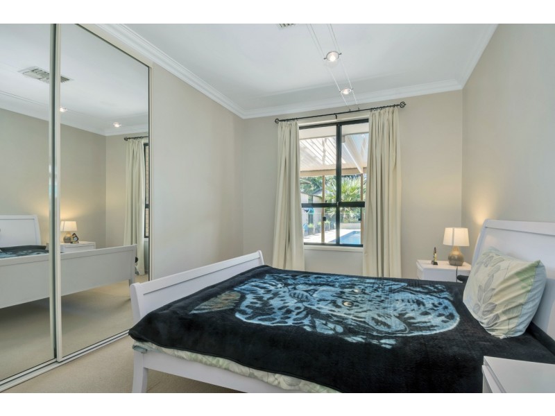 13 Wattle Avenue, Dry Creek SA 5094