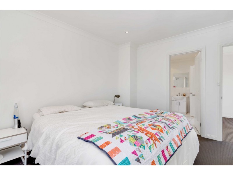 4, 190 Trimmer Parade, Seaton SA 5023